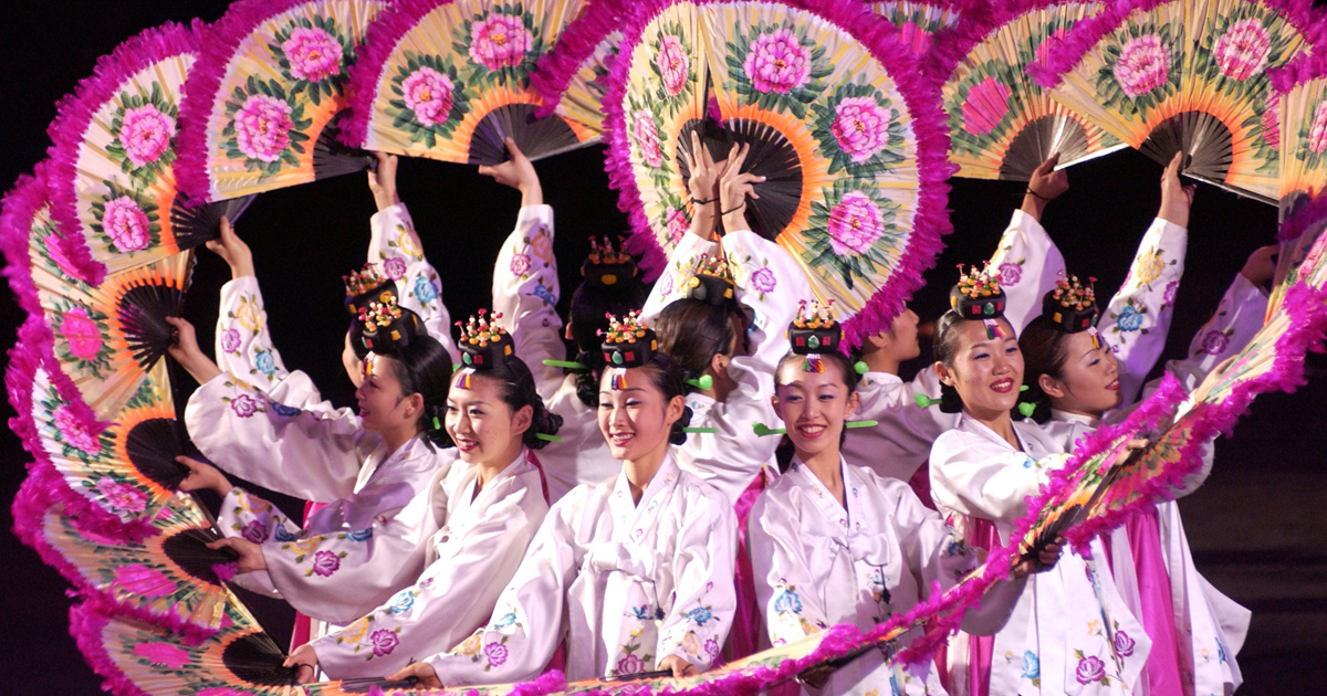 Performers from Korea in the Tattoo