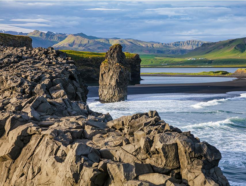 Reynisfjara Beach