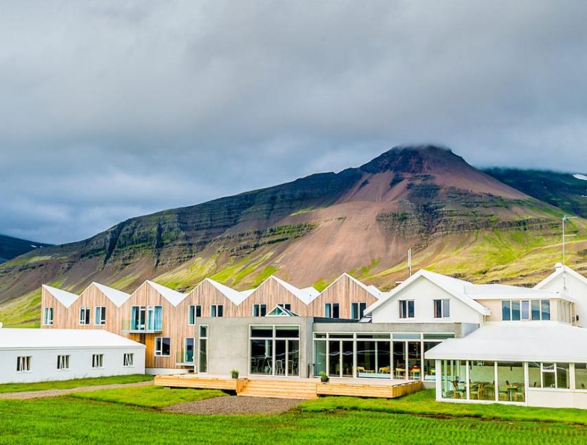 Fosshotel Vatnajokull Rear Exterior