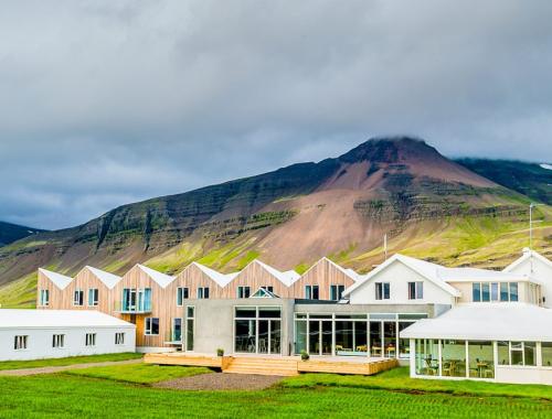 Fosshotel Vatnajokull Rear Exterior