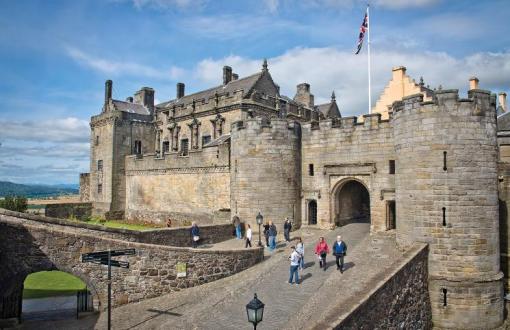 castle tours in scotland